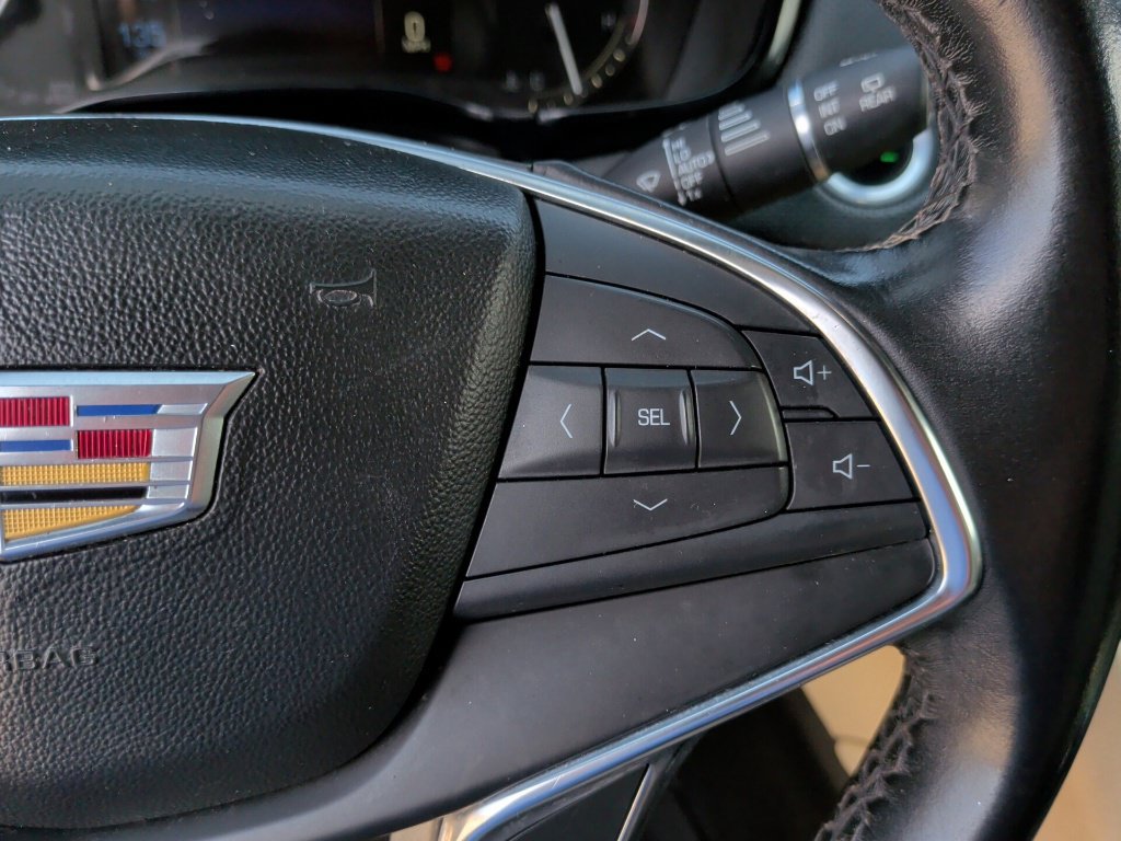 Used 2019 Cadillac XT5 FWD image 18