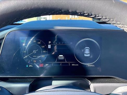 Used 2024 Kia Niro Wind FWD image 19