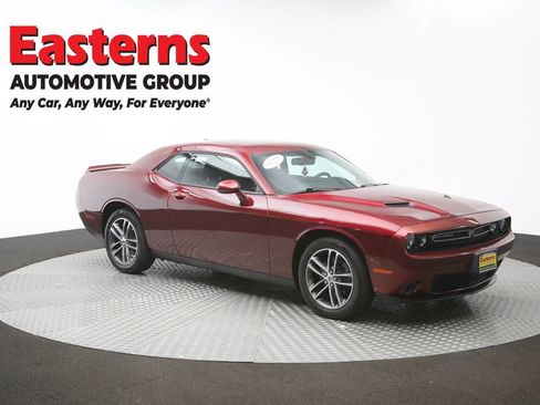 Used 2019 Dodge Challenger SXT AWD/4WD image 45