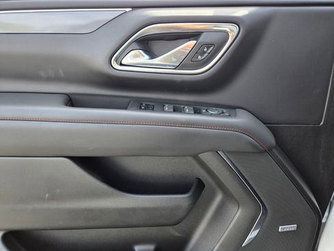 Used 2023 Chevrolet Suburban RST AWD/4WD image 21