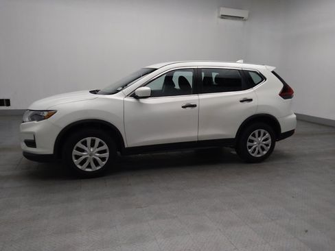 Used 2019 Nissan Rogue S AWD/4WD image 2
