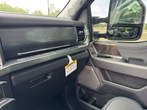 New 2025 Ford F350 Lariat w/ Lariat Ultimate Package image 28