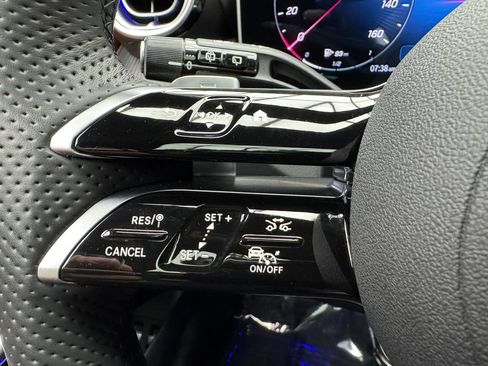 Certified 2025 Mercedes-Benz GLC 350e 4MATIC image 17