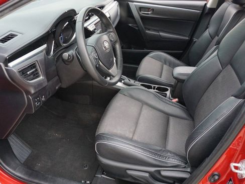 Used 2016 Toyota Corolla S image 13