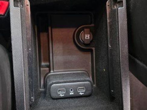 Used 2017 Chrysler 300 S RWD image 22