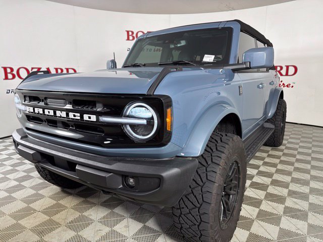 Used 2025 Ford Bronco Outer Banks AWD/4WD image 6