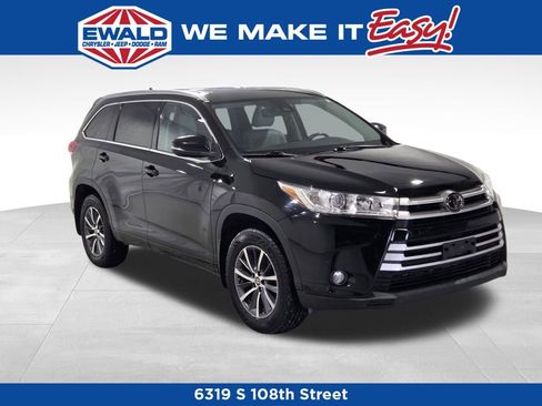 Used 2018 Toyota Highlander XLE image 1