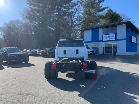 New 2026 Chevrolet Silverado 3500 LT w/ Convenience Package image 5