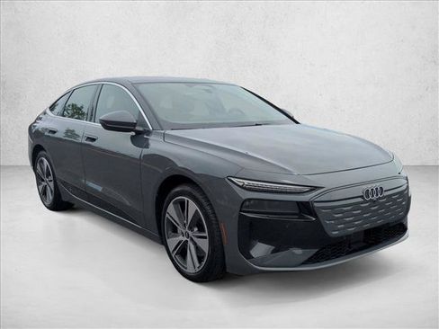 Used 2025 Audi A6 e-tron Premium Plus w/ Premium Plus RWD image 3