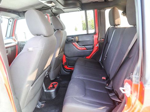 Used 2015 Jeep Wrangler Unlimited Sport w/ Quick Order Package 24S image 18