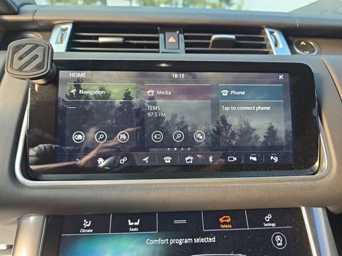 Used 2019 Land Rover Range Rover Sport Supercharged image 19