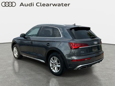 Used 2023 Audi Q5 2.0T Premium w/ Convenience Package AWD/4WD image 2