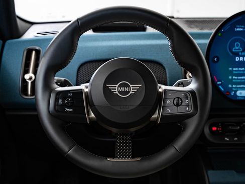 Certified 2025 MINI Cooper Countryman S w/ Comfort Package Max image 41