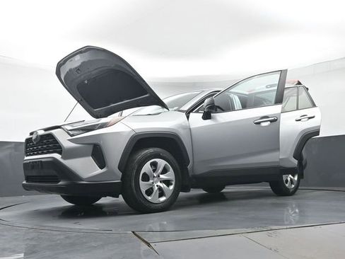 Used 2023 Toyota RAV4 LE image 43