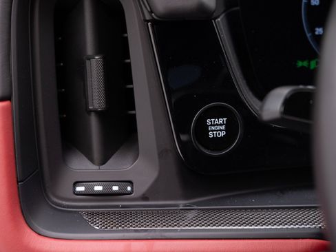 Certified 2024 Porsche Cayenne Turbo GT image 29