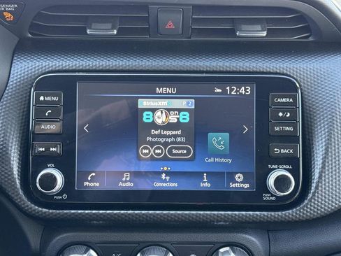 Used 2024 Nissan Kicks SV FWD image 4