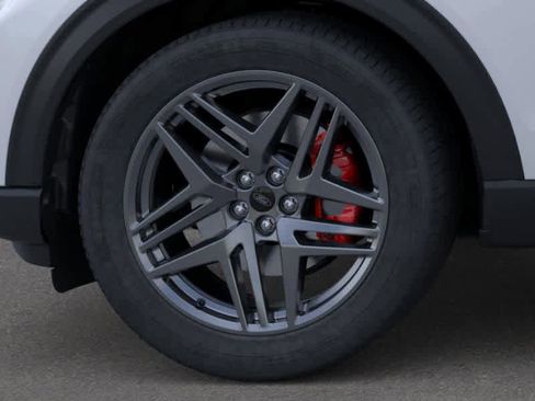 New 2026 Ford Explorer ST-Line w/ ST-Line Street Pack image 19