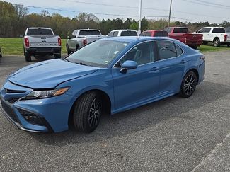 Used 2024 Toyota Camry SE video 1