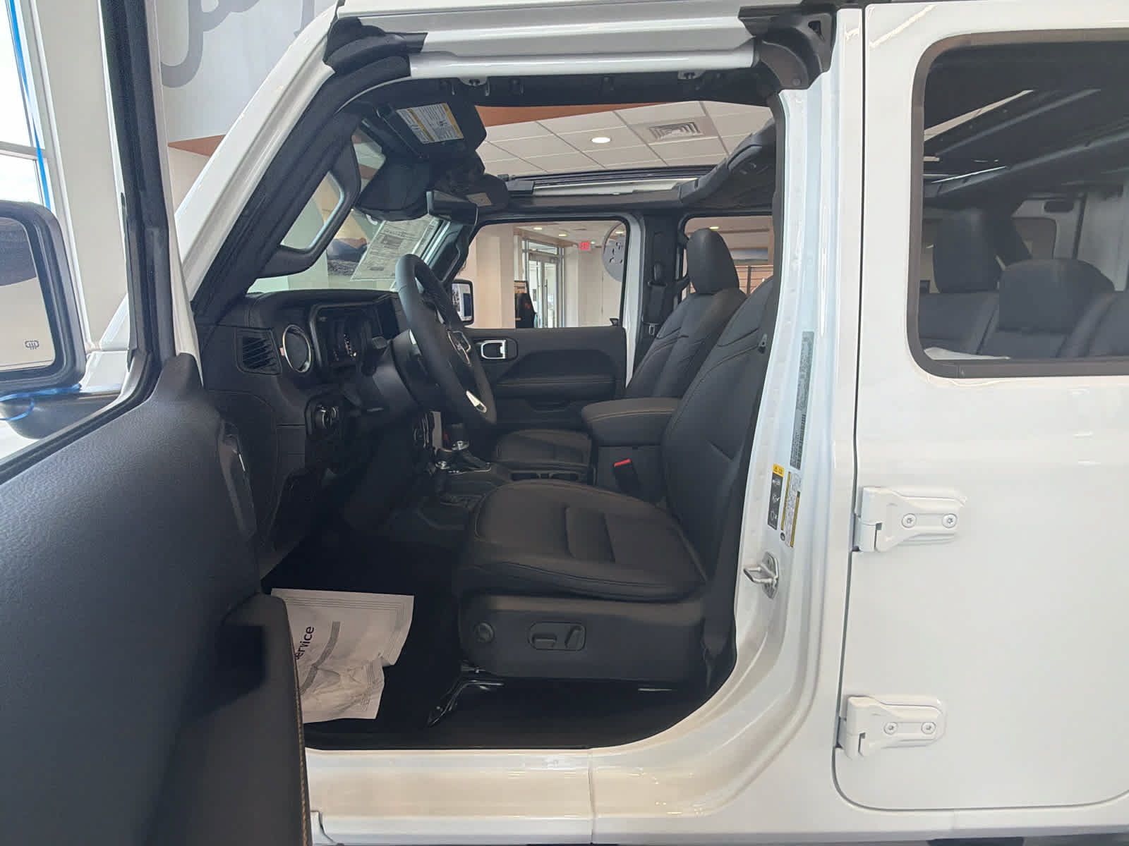 New 2026 Jeep Wrangler Unlimited Sahara AWD/4WD image 20
