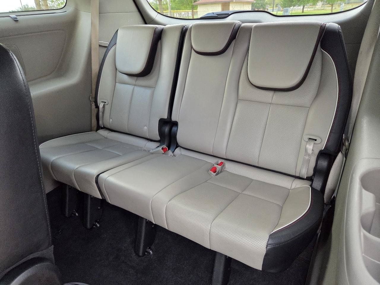 Used 2020 Kia Sedona EX FWD image 12