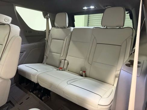 New 2026 GMC Yukon Denali image 17