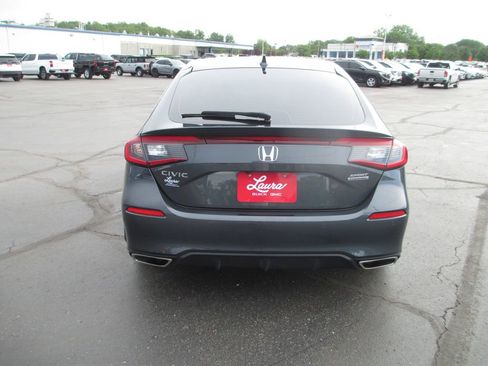 Used 2024 Honda Civic Sport Touring image 7