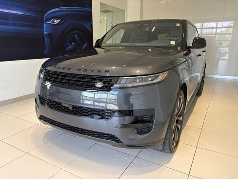 New 2026 Land Rover Range Rover Sport SE AWD/4WD image 1