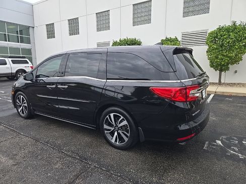 Used 2019 Honda Odyssey Elite image 6