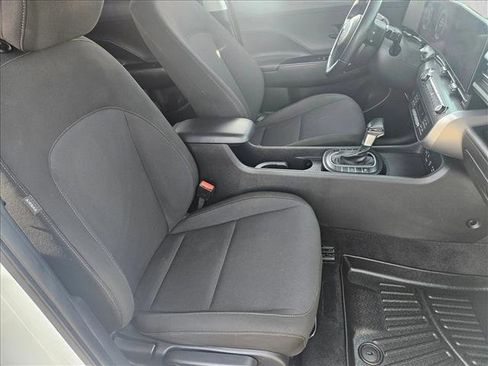 Used 2024 Hyundai Kona SEL image 19