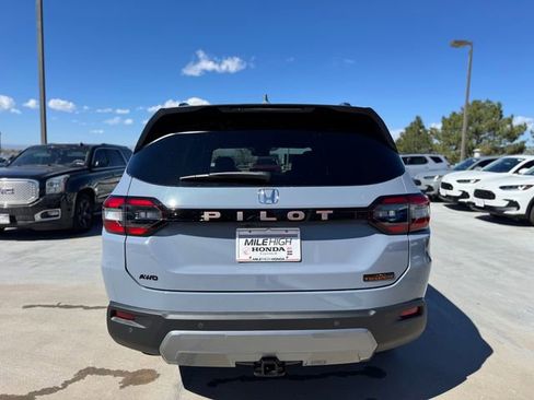 New 2026 Honda Pilot TrailSport image 9
