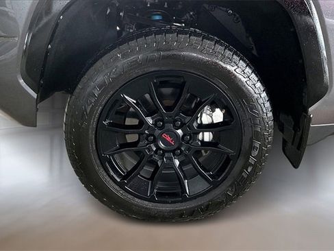 Used 2024 Toyota Tundra Platinum image 28