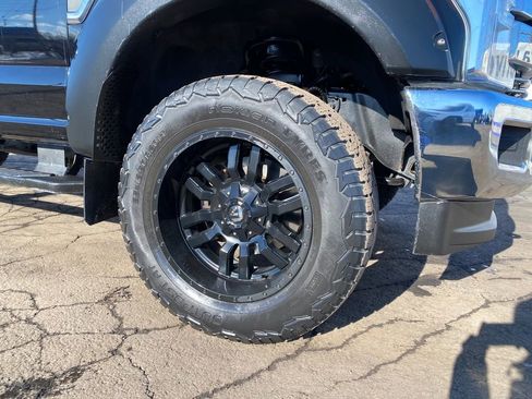 Used 2017 Ford F250 Lariat w/ Lariat Ultimate Package image 34