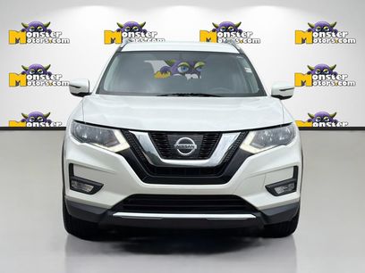 Used 2017 Nissan Rogue SV