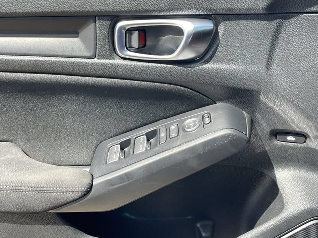 Used 2025 Honda Civic Sport image 23