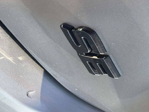 Used 2025 Toyota Camry SE FWD image 10