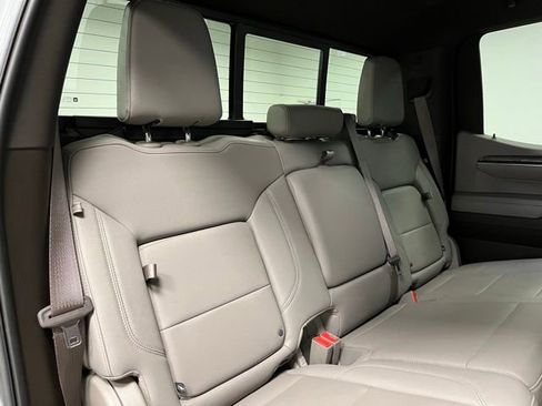 Used 2023 Chevrolet Silverado 1500 LTZ w/ Technology Package AWD/4WD image 53
