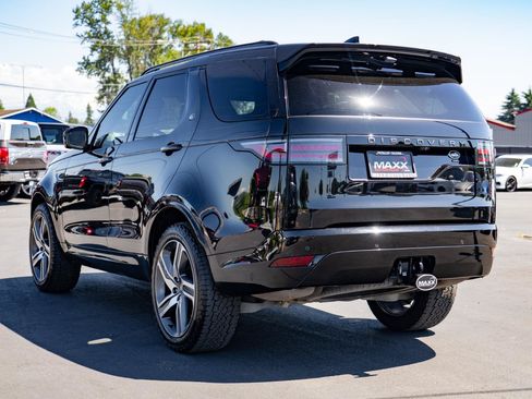 Used 2022 Land Rover Discovery HSE R-Dynamic AWD/4WD image 12