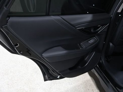 Used 2025 Subaru Outback Limited image 17