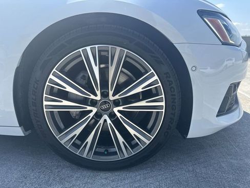 Used 2021 Audi A6 Premium Plus w/ Premium Plus Package image 11