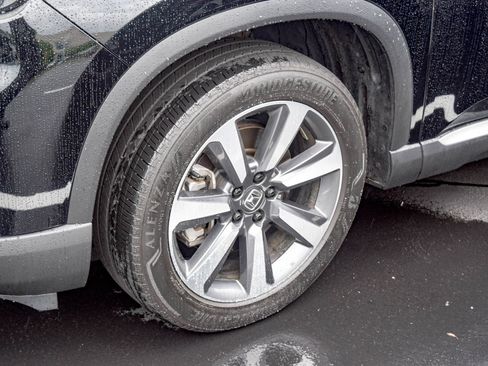 Used 2023 Honda Pilot Elite image 12