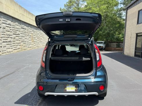 Used 2018 Kia Soul + FWD image 33