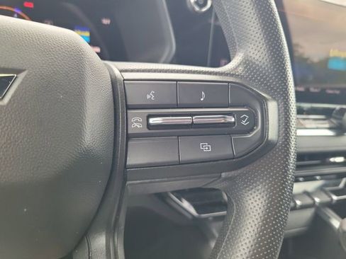 Used 2024 Chevrolet Colorado W/T image 20