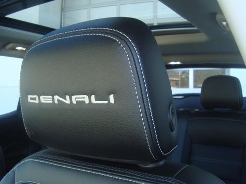 Used 2023 GMC Terrain Denali w/ LPO, Floor Liner Package image 12