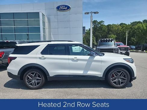 Used 2025 Ford Explorer ST w/ Sun And Sound Package RWD image 2