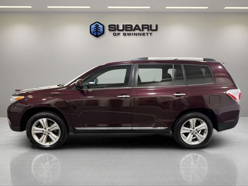 Used 2013 Toyota Highlander Limited AWD/4WD image 2