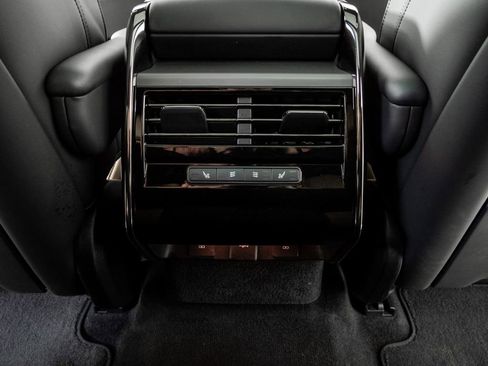 Used 2023 Land Rover Range Rover Sport SE Dynamic image 19