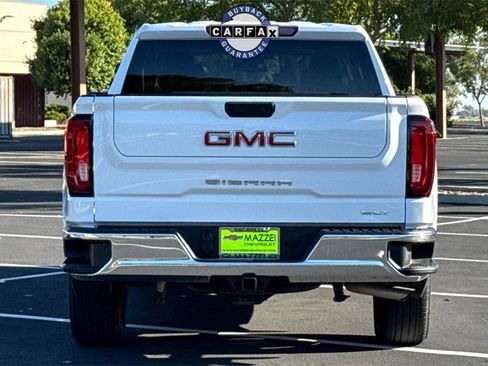 Used 2025 GMC Sierra 1500 SLT image 11