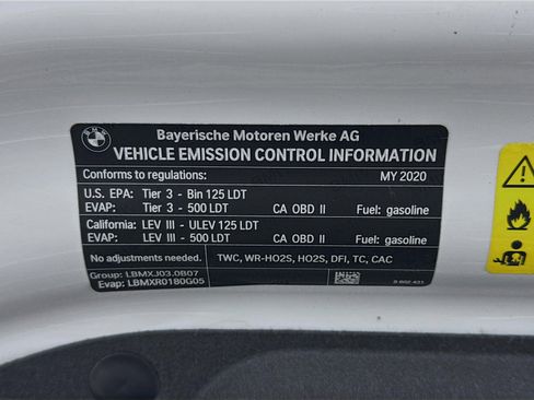 Used 2020 BMW X7 xDrive40i w/ Premium Package image 27