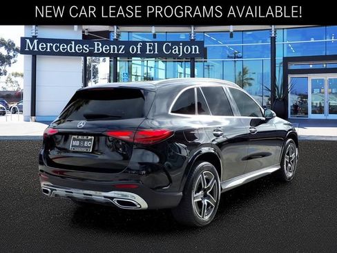Used 2026 Mercedes-Benz GLC 300 image 3