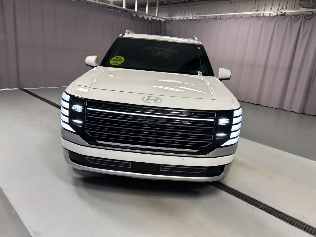 Used 2026 Hyundai Palisade Calligraphy AWD/4WD image 2